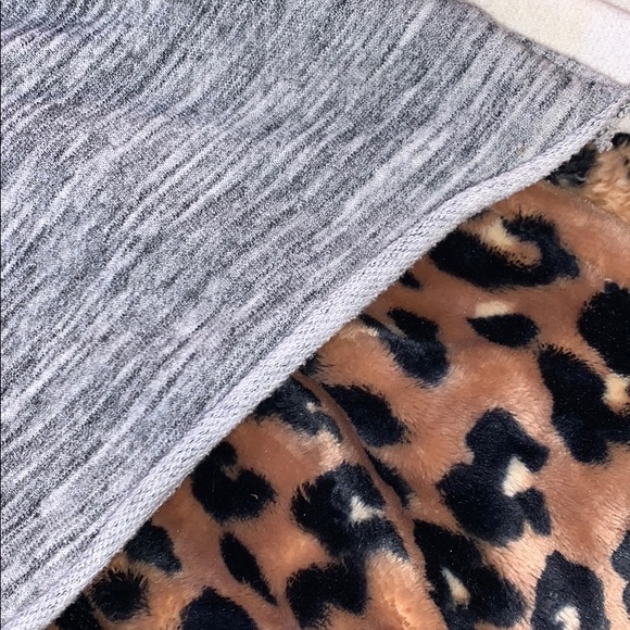 PINK half zip pullover (self cropped) - Picture 3 of 4